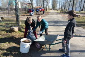 vospitatelnaya_rabota/subbotnik_2019_1_w300_h201.JPG